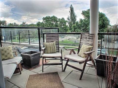9750 94 Street NW, Edmonton, AB, T6C 2E3 - 11