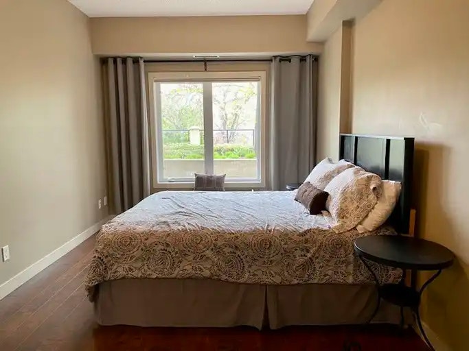 9750 94 Street NW, Edmonton, AB, T6C 2E3 - 4