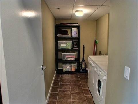 9750 94 Street NW, Edmonton, AB, T6C 2E3 - 10