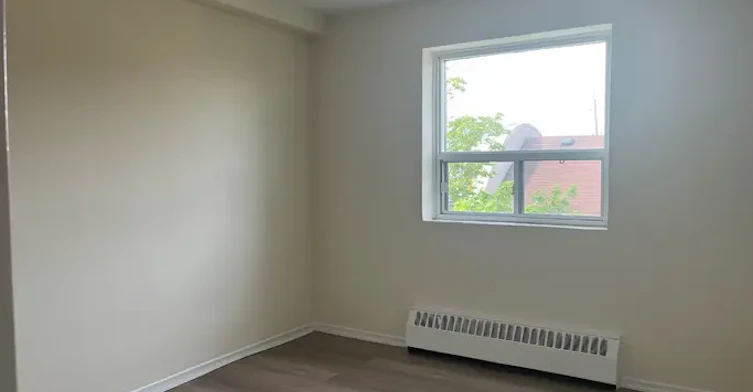 16 Main Street, Mississauga, ON, L5M 1X3 - 6