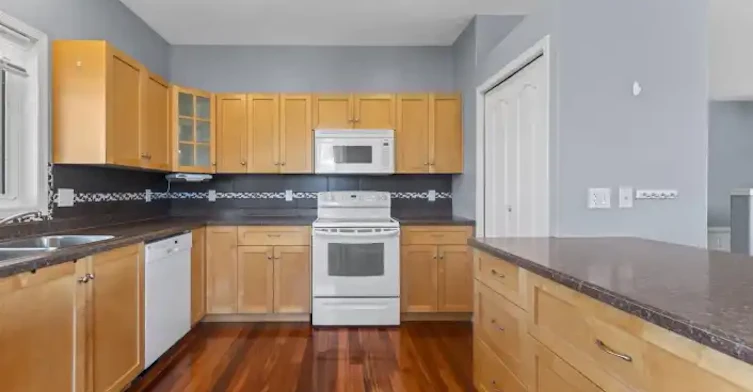 2613 6 Avenue, Cold Lake, AB, T9M 2C7 - 6
