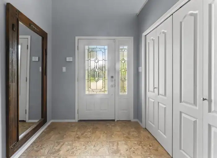 2613 6 Avenue, Cold Lake, AB, T9M 2C7 - 4