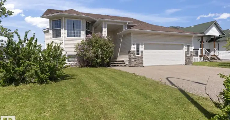 2613 6 Avenue, Cold Lake, AB, T9M 2C7