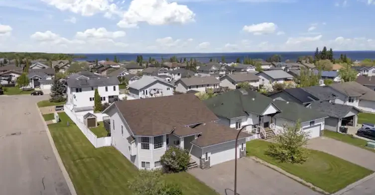 2613 6 Avenue, Cold Lake, AB, T9M 2C7 - 2