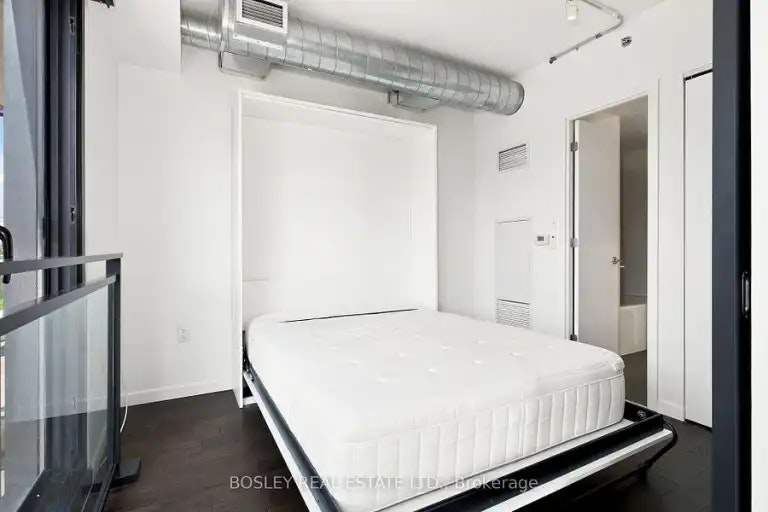 51 Trolley Crescent, Toronto, ON, M5A 0E9 - 6