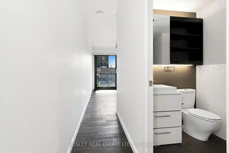 51 Trolley Crescent, Toronto, ON, M5A 0E9 - 19