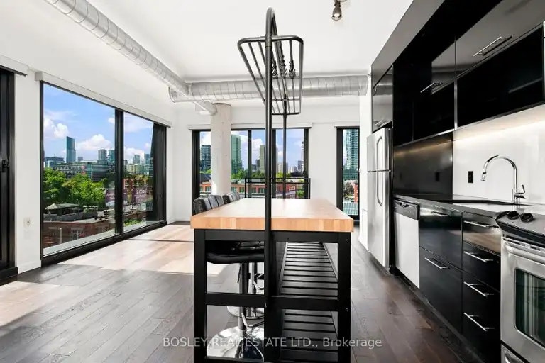 51 Trolley Crescent, Toronto, ON, M5A 0E9 - 17