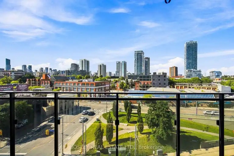 51 Trolley Crescent, Toronto, ON, M5A 0E9 - 18