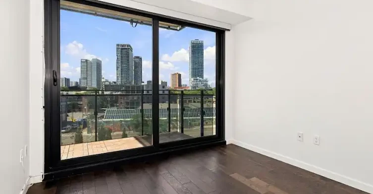 51 Trolley Crescent, Toronto, ON, M5A 0E9 - 20