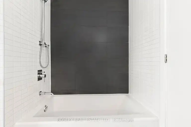 51 Trolley Crescent, Toronto, ON, M5A 0E9 - 7