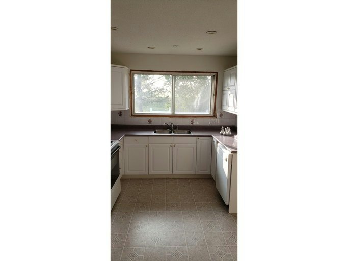 5020 Wetaskiwin Centennial, Wetaskiwin, AB - 2