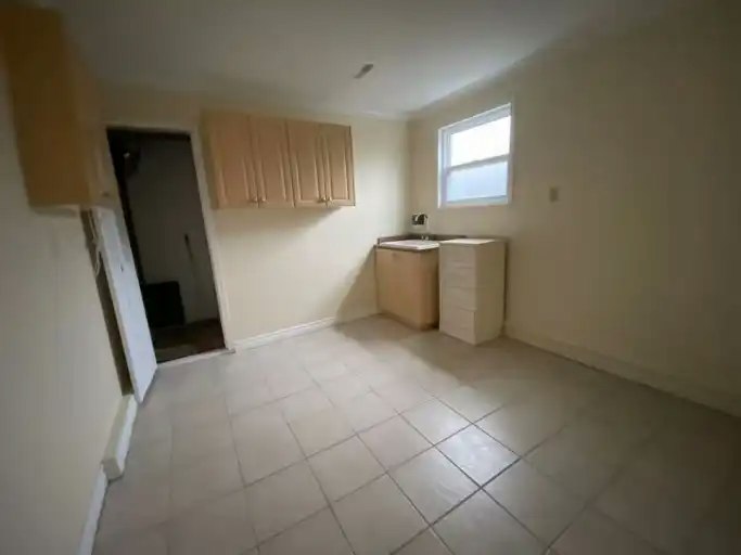 9691 Number 3 Road, Richmond, BC, V7A 1W2 - 3