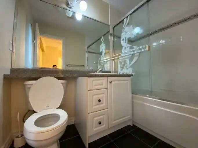 9691 Number 3 Road, Richmond, BC, V7A 1W2 - 19