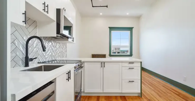 72 James Street North, Hamilton, ON, L8R 2K5 - 2