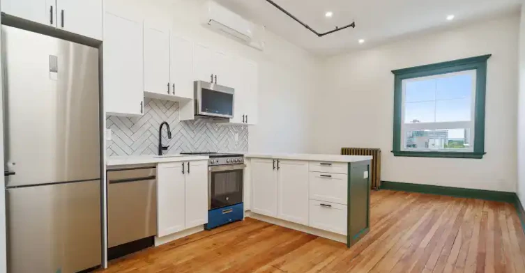 72 James Street North, Hamilton, ON, L8R 2K5