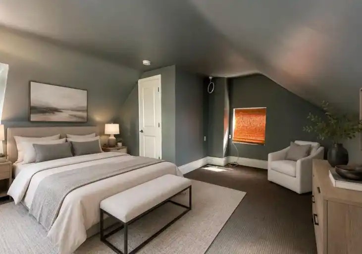 1531 Queen Street East, Toronto, ON, M4L 1E5