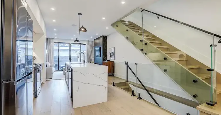 21 Shudell Avenue, Toronto, ON, M4J 1C5 - 15