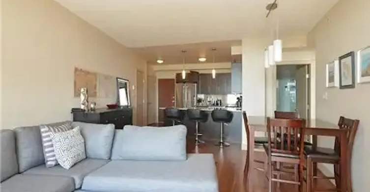 737 Humboldt Street, Victoria, BC, V8W 1B1 - 2