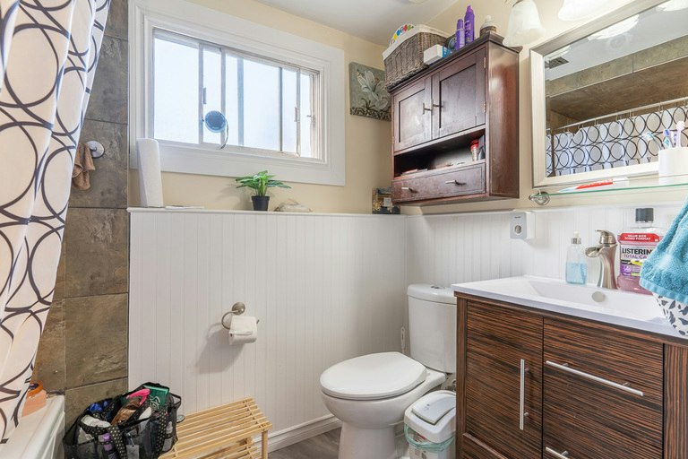 670 Patricia Avenue, Kamloops, BC, V2B 1Y8 - 3