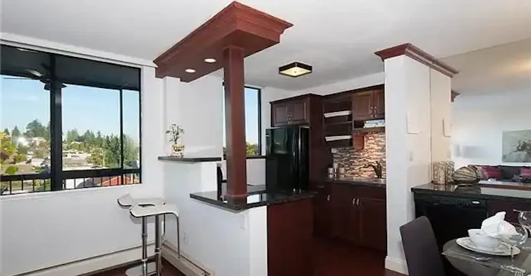 555 13th Street, West Vancouver, BC, V7T 2N8 - 3