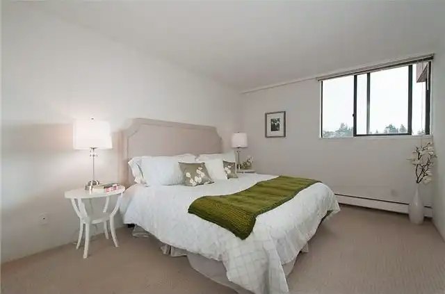 555 13th Street, West Vancouver, BC, V7T 2N8 - 6