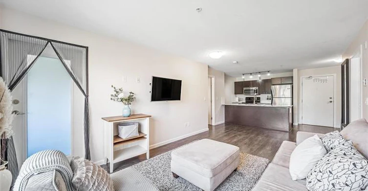 18755 68 Avenue, Surrey, BC, V4N 0Z9 - 4