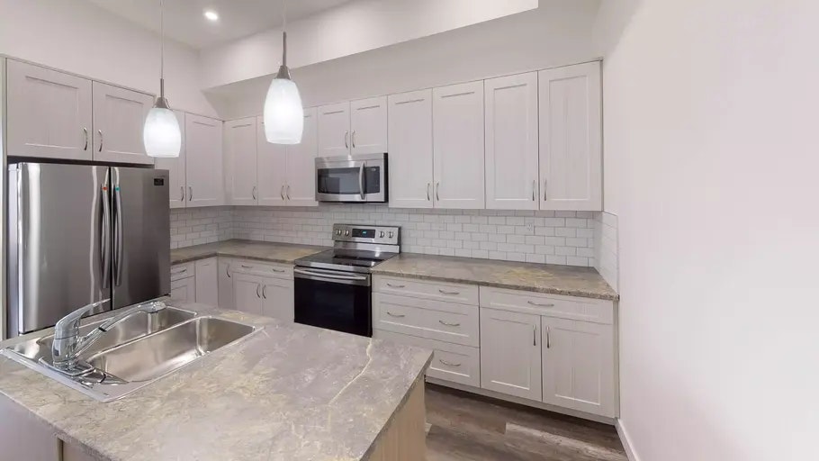 439 Makenny Street, Hinton Hill, AB, T7V 1H3