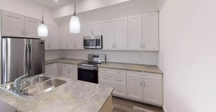 439 Makenny Street, Hinton Hill, AB, T7V 1H3