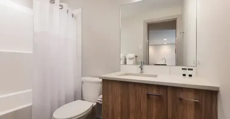 3499 Lakeshore Road, Kelowna, BC, V1W 0A7 - 7