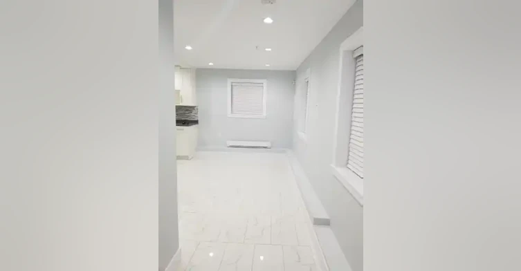 5414 Sherbrooke Street, Vancouver, BC, V5W 3M6 - 5