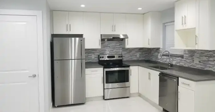 5414 Sherbrooke Street, Vancouver, BC, V5W 3M6 - 6