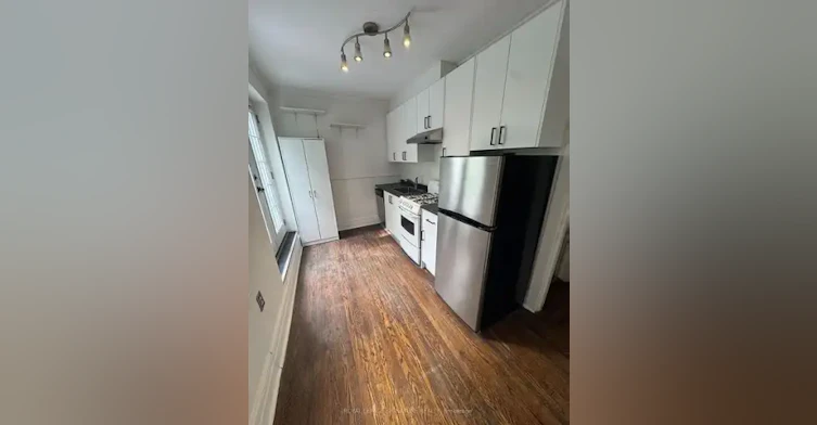 920 Woodbine Avenue, Toronto, ON, M4C 4B7 - 2