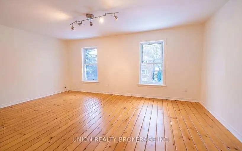 368 Main Street, Toronto, ON, M4C 4X8 - 10