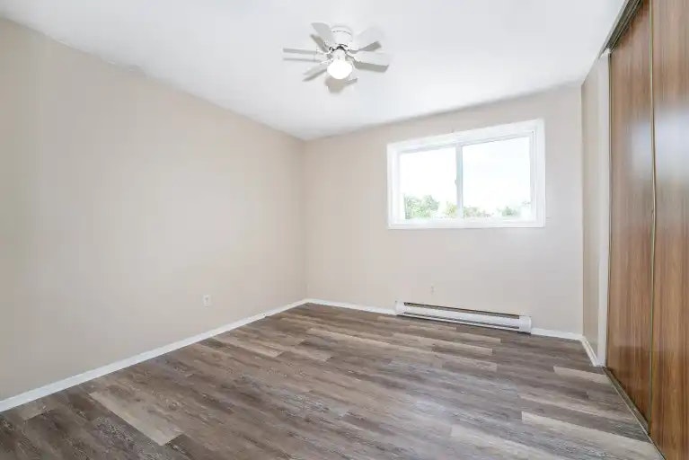 2444 Cléroux Crescent, Ottawa, ON, K1W 1A3 - 10