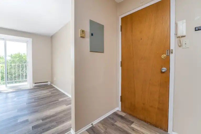 2444 Cléroux Crescent, Ottawa, ON, K1W 1A3 - 2
