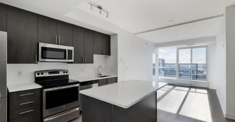 11 Superior Avenue, Toronto, ON, M8V 0A7
