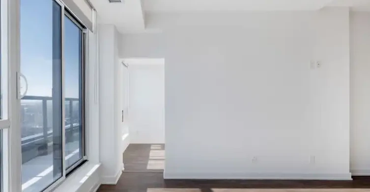 11 Superior Avenue, Toronto, ON, M8V 0A7 - 2