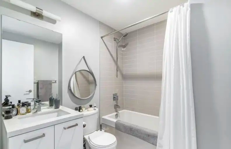 39 Brant Street, Toronto, ON, M5V 0M8 - 17