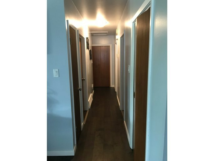7707 137 Avenue NorthWest, Edmonton, AB, T5C 2L6 - 8