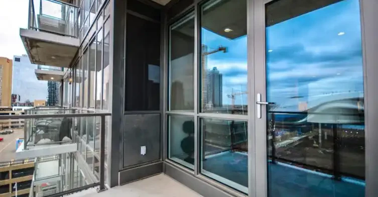 10238 103 Street Northwest, Edmonton, AB, T5J 0Y8 - 9