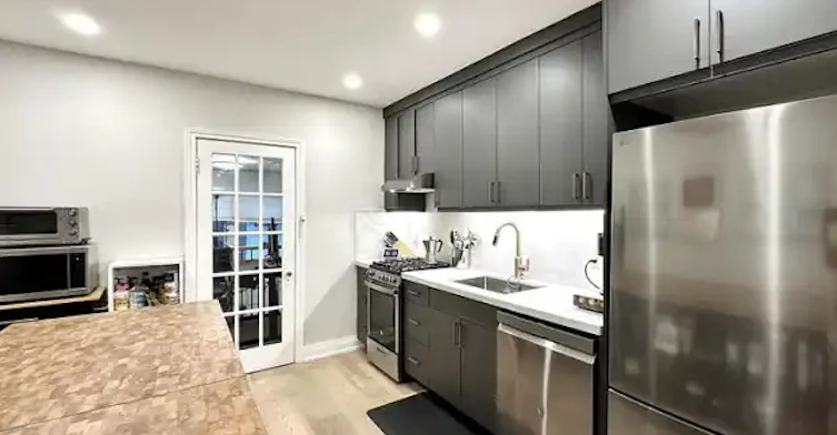 149 Wheeler Avenue, Toronto, ON, M4L 3V5 - 13