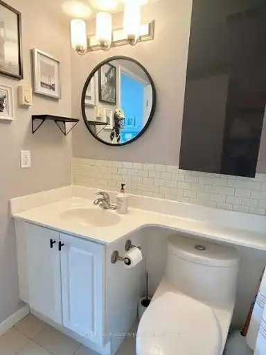 230 King Street East, Toronto, ON, M5A 1J7 - 4