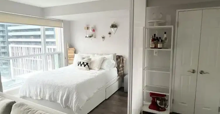 230 King Street East, Toronto, ON, M5A 1J7