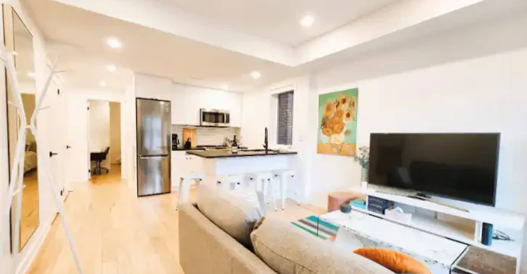 106 Lappin Avenue, Toronto, ON, M6H 1Y4