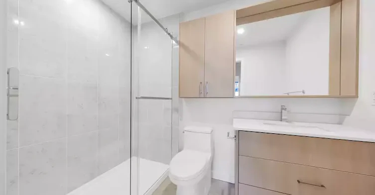 13858 108 Avenue, Surrey, BC, V3T 2K8 - 9