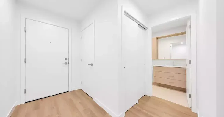 13858 108 Avenue, Surrey, BC, V3T 2K8 - 14