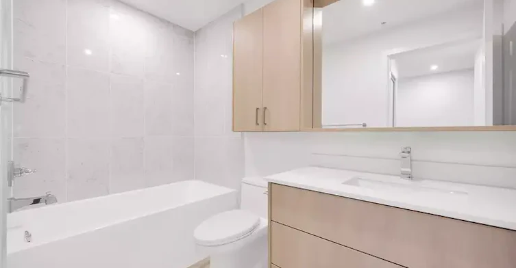 13858 108 Avenue, Surrey, BC, V3T 2K8 - 12