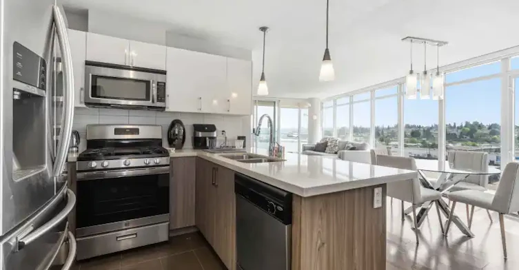 2133 Douglas Road, Burnaby, BC, V5C 0E9 - 9