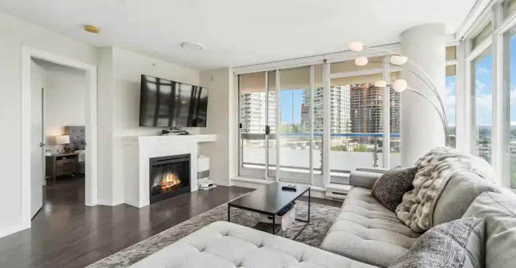 2133 Douglas Road, Burnaby, BC, V5C 0E9 - 2
