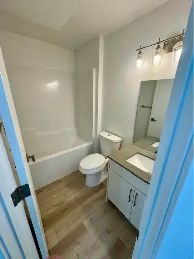 351 Kildare Avenue West, Winnipeg, MB, R2C 2B2 - 3